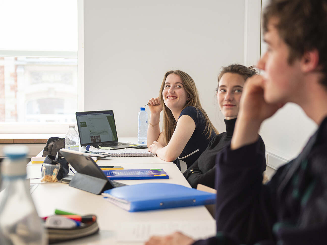 Bijlessen secundair & hoger onderwijs | Rebus